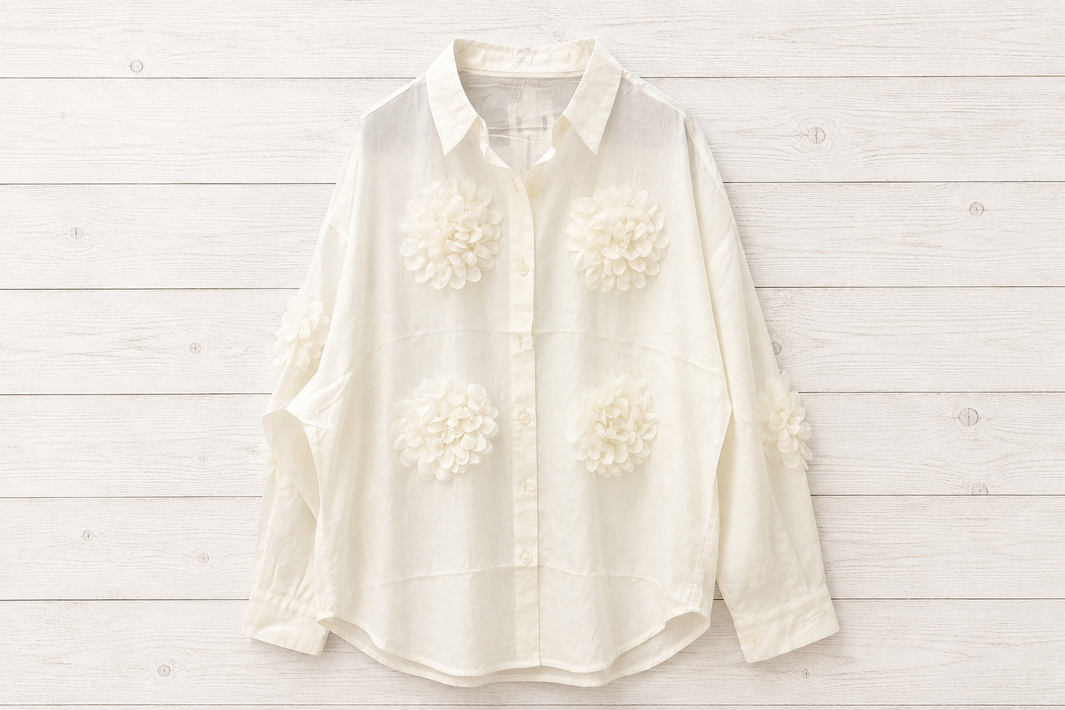 Camicia trasparente con fiori